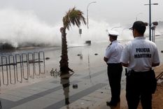 alerta por marejadas en vina del mar y valparaiso alerta por marejadas en vina del mar y valparaiso
