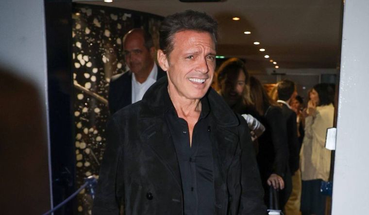 Existe la teoría de que Luis Miguel murió en un accidente en los 90 y fue reemplazado por su doble. Foto: Mdz