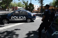 La cuarentena no detuvo a los delincuentes y dos negocios fueron asaltados en Guaymallén y Godoy Cruz La cuarentena no detuvo a los delincuentes y dos negocios fueron asaltados en Guaymallén y Godoy Cruz