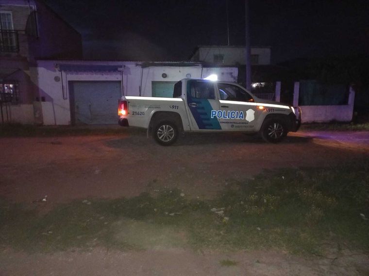 La pareja fue asesinada por dos personas en presencia de sus hijos