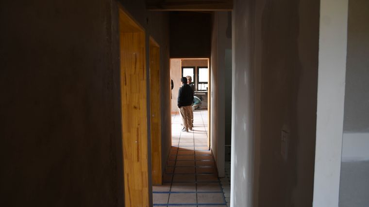 Las casas revestidas con quincha mejorada tienen una aislación casi inigualable con otros tipos de aislantes. Las casas revestidas con quincha mejorada tienen una aislación casi inigualable con otros tipos de aislantes.