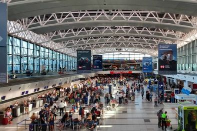MDZol | Las salidas de pasajeros por los aeropuertos internacionales siguen creciendo, en contraste con lo que sucede en el mercado de cabotaje Foto: Archivo MDZ