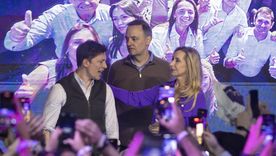 Una de las incógnitas para Javier Milei es qué hará con Santiago Caputo en medio de la interna con su hermana Karina. Una de las incógnitas para Javier Milei es qué hará con Santiago Caputo en medio de la interna con su hermana Karina.