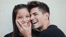 Tres fotos hot de la pareja se viralizaron en emdiod el escándalo. / Archivo Tres fotos hot de la pareja se viralizaron en emdiod el escándalo. / Archivo