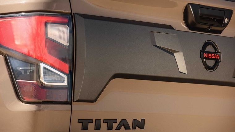 Nissan Titan
