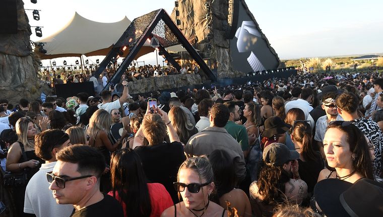 Las fiestas electronicas le ganan terreno a los boliches en Mendoza