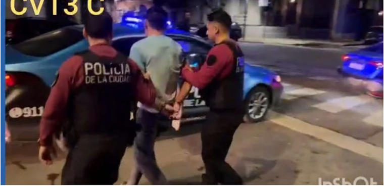 Uno de los detenidos por el robo Foto: NA