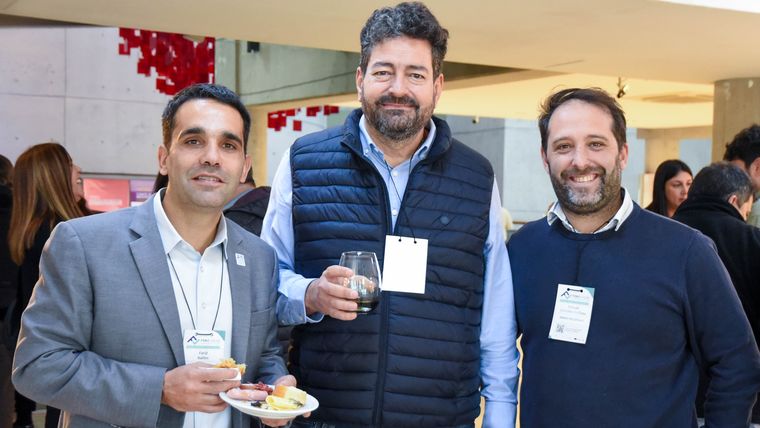 Farid Nallim, Mauricio Boullaude y Nahuel González Guiñazú. Farid Nallim, Mauricio Boullaude y Nahuel González Guiñazú.