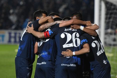 La Lepra necesita goles. Foto: Santiago Tagua/MDZ La Lepra necesita goles. Foto: Santiago Tagua/MDZ