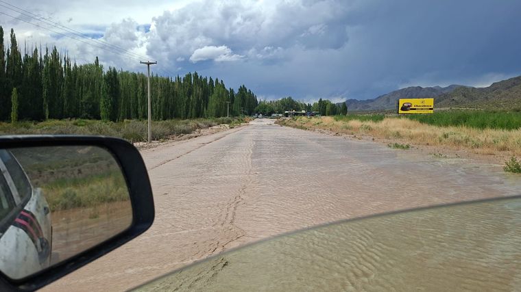 Cerraron el paso a Chile por intensas lluvias.&nbsp;