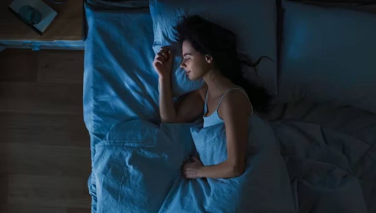 Existen rituales japoneses para dormir mejor por las noches (Shutterstock).