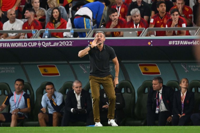 Luis Enrique sería el principal candidato a agarrar a la selección de Brasil.