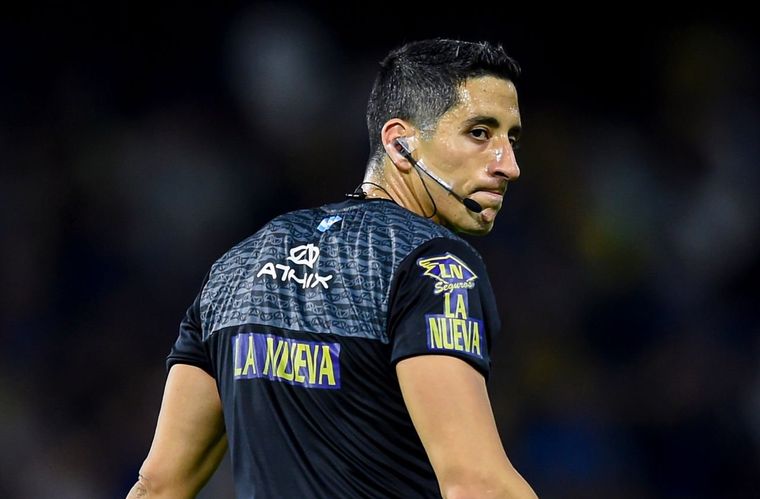 Falcón Pérez y una gran polémica en la previa al Independiente-Racing