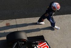 El neerlandés se mostró muy molesto tras una carrera complicada.