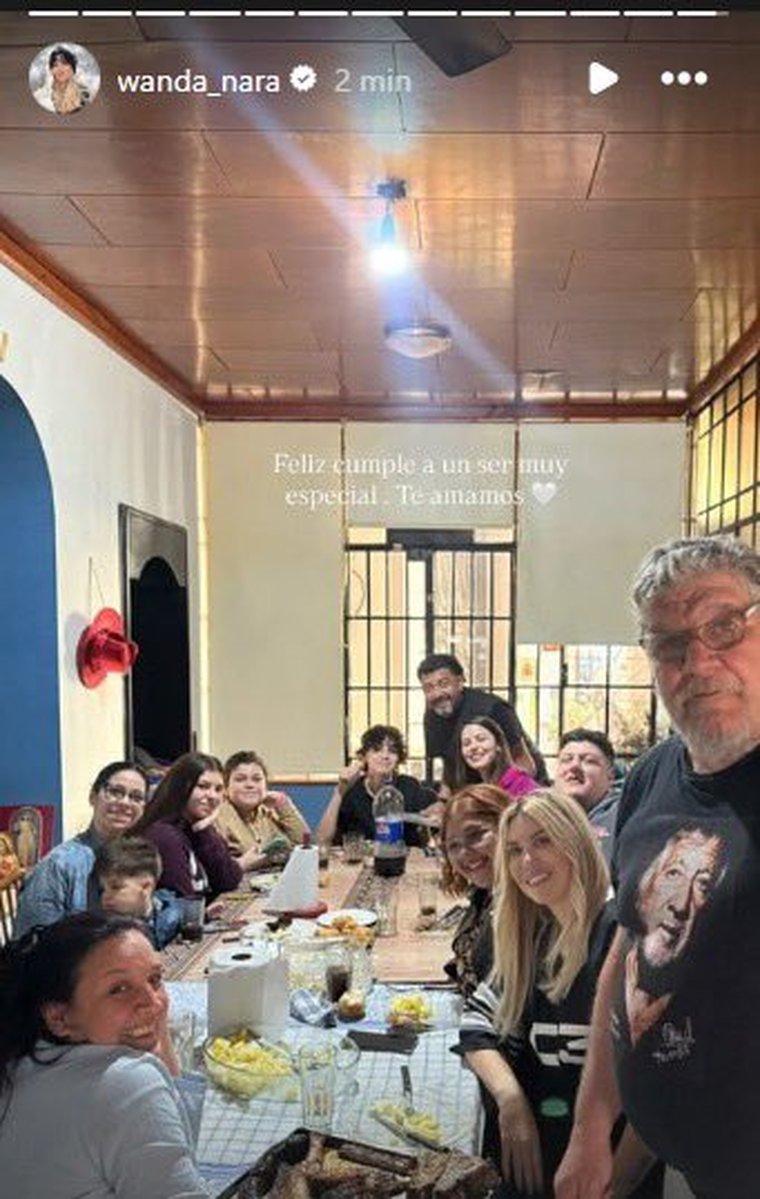 Wanda Nara saludando a su suegro. Créditos: Instagram Wanda Nara saludando a su suegro. Créditos: Instagram