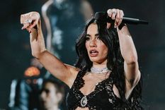 Mirá el look clásico de Lali Espósito en el Festival de Cine de San Sebastián.