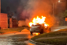 Los dos cuerpos calcinados además tenían heridas de bala