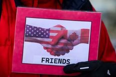 El presidente de Estados Unidos, Donald Trump, y el primer ministro de Canadá, Mark Carney, quedaron en renegociar exhaustivamente la relación entre ambos países. Foto: BBC