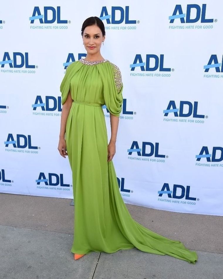 Janina Gavankar también es pianista. Fuente: Foto: Instagram @janina