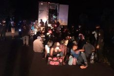 Los migrantes fueron rescatados por la policía guatemalteca el sábado. Foto: POLICÍA DE GUATEMALA