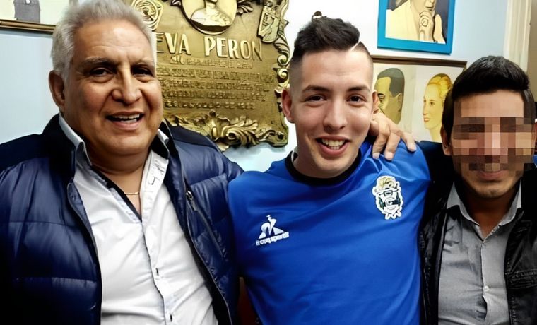 Apuñalaron a un nieto del “Pata” Medina y apuntan a una interna de la UOCRA Foto: NA