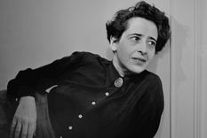 Hannah Arendt en una foto de 1949.