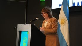 Patricia Bullrich habló en una cumbre del CRA Patricia Bullrich habló en una cumbre del CRA