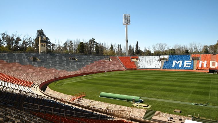 Mendoza se mantiene a la espera de grandes partidos en Copa Argentina.