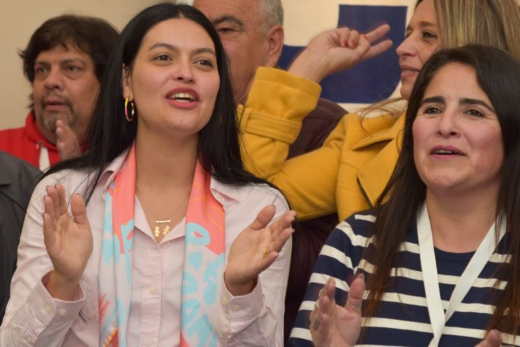 Primeros resultados extraoficiales. Qué dicen los frentes electorales.