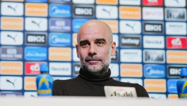 Guardiola respondió con mucha altura cuando le preguntaron sobre el racismo y el fútbol.