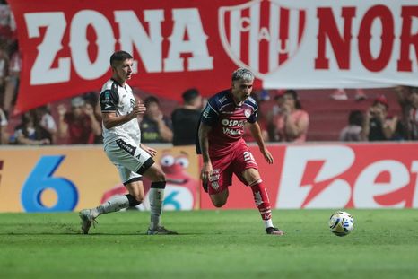 Gimnasia sufrió una dura goleada ante Unión en el 15 de Abril.