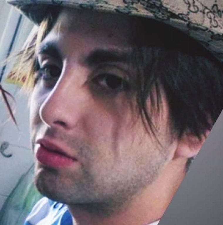 Oscar Ángel Benítez es sospechoso por el femicidio de Solange Sanabria Ventura en Pilar. Oscar Ángel Benítez es sospechoso por el femicidio de Solange Sanabria Ventura en Pilar.