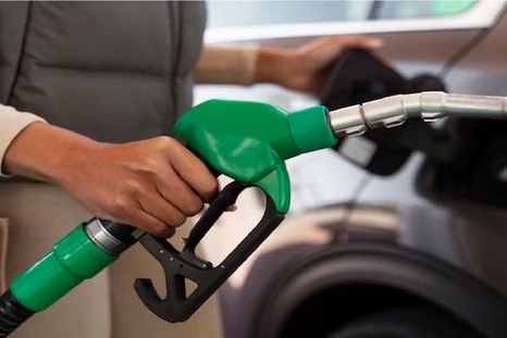 Estos descuentos en nafta están disponibles durante todo el mes de abril. Estos descuentos en nafta están disponibles durante todo el mes de abril.