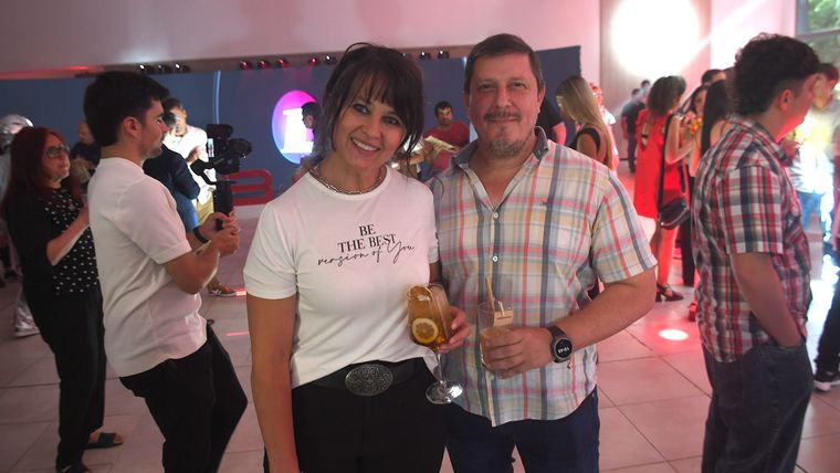 Mariela Dommage y Sebastián Doratto. Mariela Dommage y Sebastián Doratto.