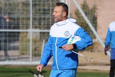 Walter Ribonetto fue presentado en el Tomba y ya dirigió su primera práctica en el predio de Coquimbito.&nbsp;