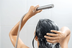 Consejos para el lavado del cabello con vinagre. Foto: Shutterstock