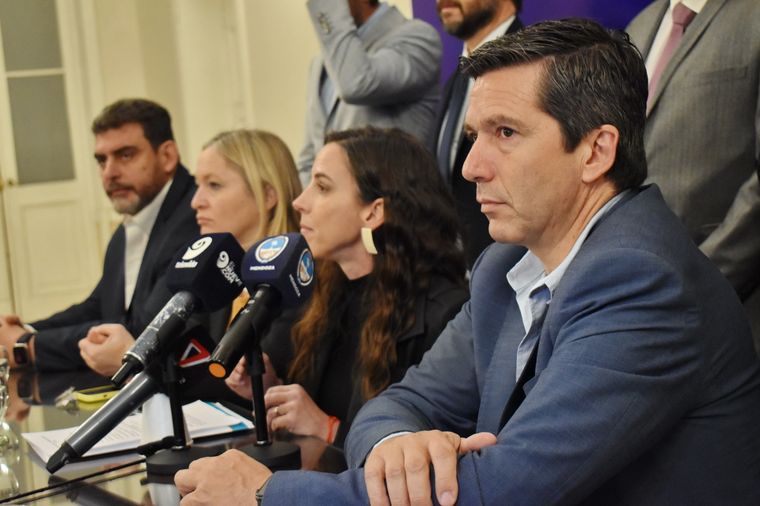 Andrés Lombardi, Mercede Rus, Hebe Casado y Martín Kerchner en la presentación del Plan de Seguridad. Foto: Prensa Diputados