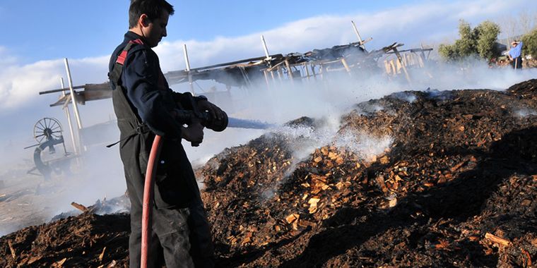 Bomberos trabajó en el lugar. Foto: Agustín Mauricio/Mediamza.com