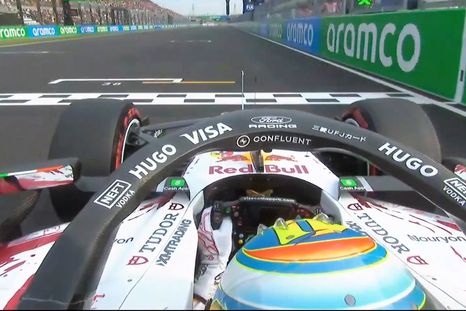 El piloto de Red Bull largará undécimo en Suzuka. El piloto de Red Bull largará undécimo en Suzuka.