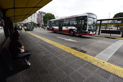 MDZol | El servicio de colectivos sigue afectado en el AMBA