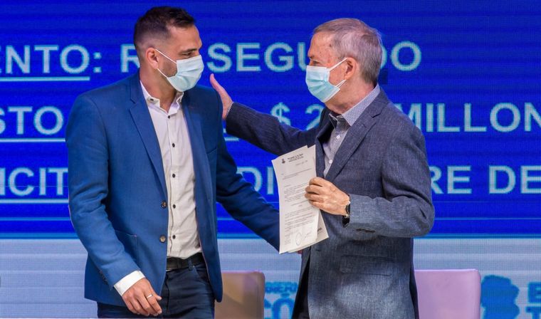 Peronistas Peronistas. Intendente y gobernador. Foto: elagrario.com