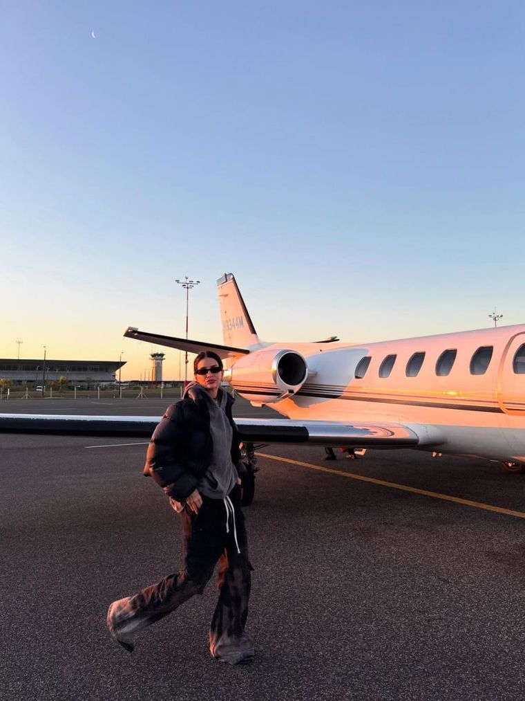 El pantalón desteñido que usó Zaira Nara. El pantalón desteñido que usó Zaira Nara.