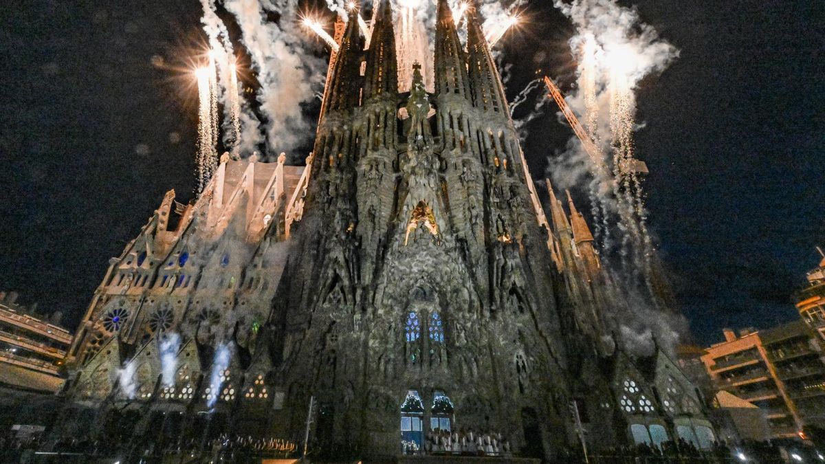 Show de luces y fuegos artificiales: así fue la ce