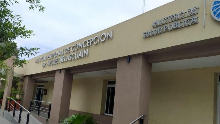 Cuatro empleados del Hospital de Concepción, Tucumán, fueron apartados por el insólito episodio.