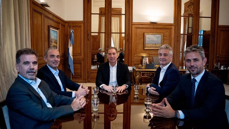 La reunión entre el Gobierno y el PRO.