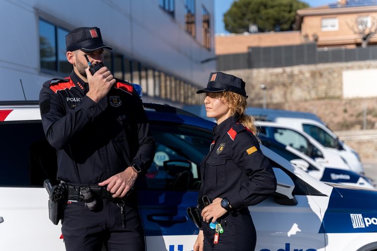 La policía catalana escartó indicios de que se haya tratado de un crimen y trabajan en la hipótesis de un salto voluntario de las menores. Foto: Facebook Mossos dEsquadra. Generalitat de Catalunya