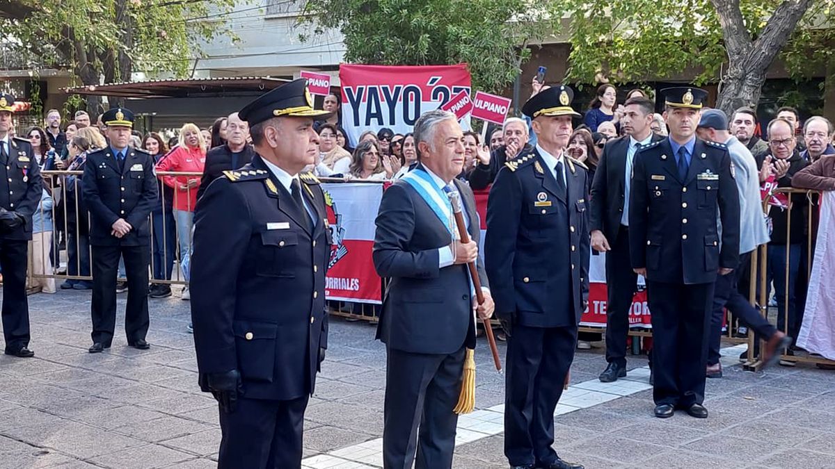 Cornejo habla ante la asamblea y bate su propio récord
