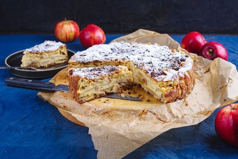 Sorprende con la receta de pastel de manzana estilo italiano, crujiente y jugosa. Sorprende con la receta de pastel de manzana estilo italiano, crujiente y jugosa.
