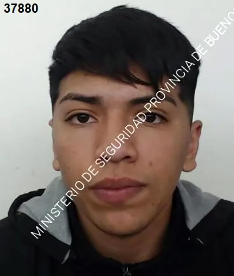 Rodrigo Alejandro Araujo (20), uno de los presos que se fugó de la Comisaría 5ta de Isidro Casanova. Rodrigo Alejandro Araujo (20), uno de los presos que se fugó de la Comisaría 5ta de Isidro Casanova.