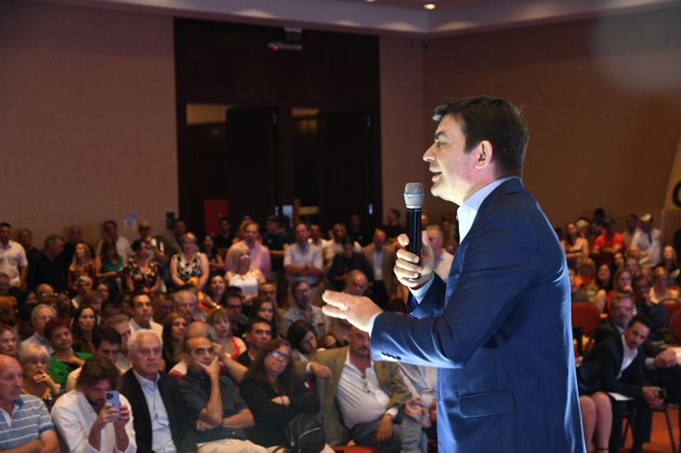 Omar De Marchi busca volver a ser candidato por La Unión Mendocina.